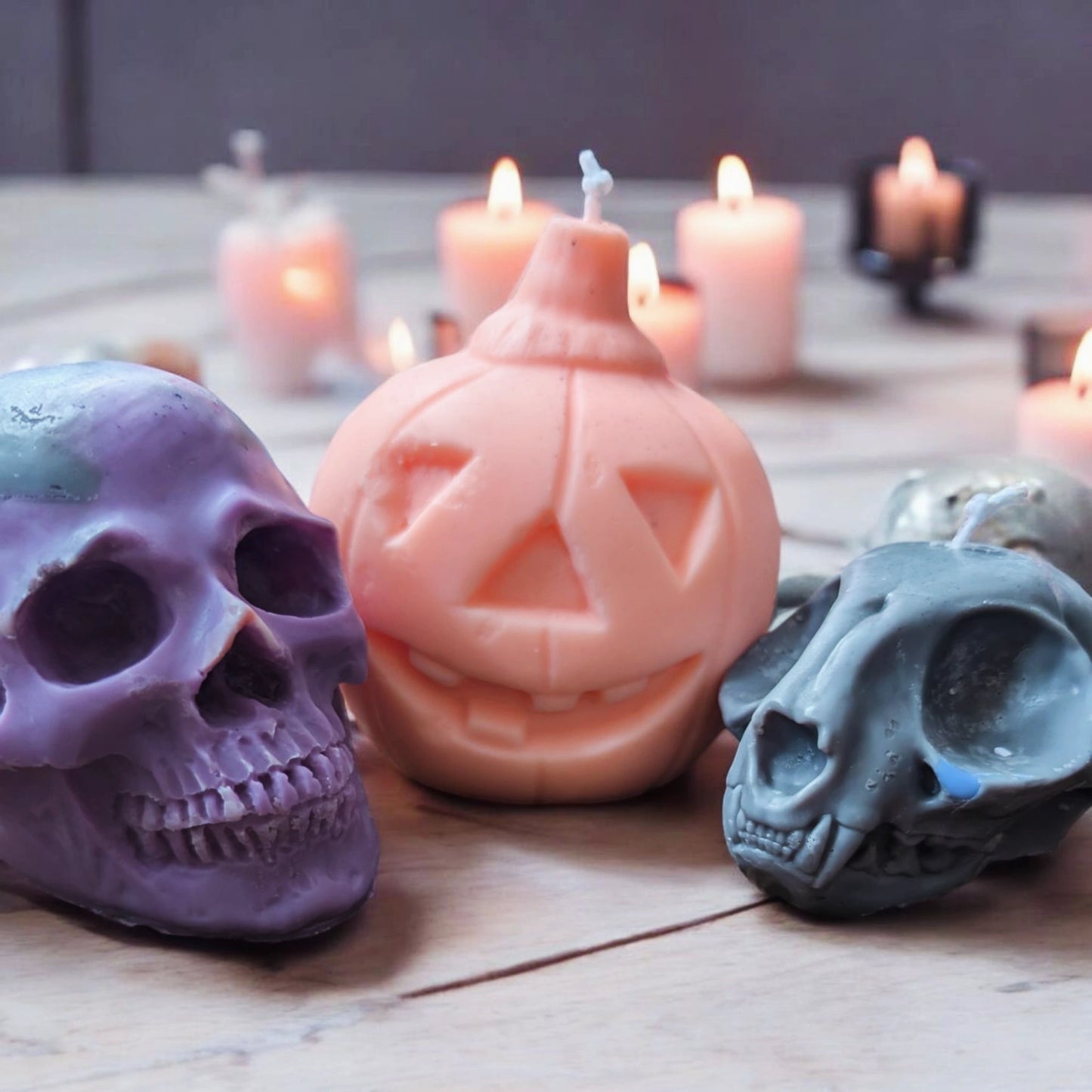 Small Skull Candle