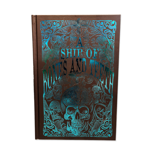 Karina Halle - A Ship Of Bones And Teeth