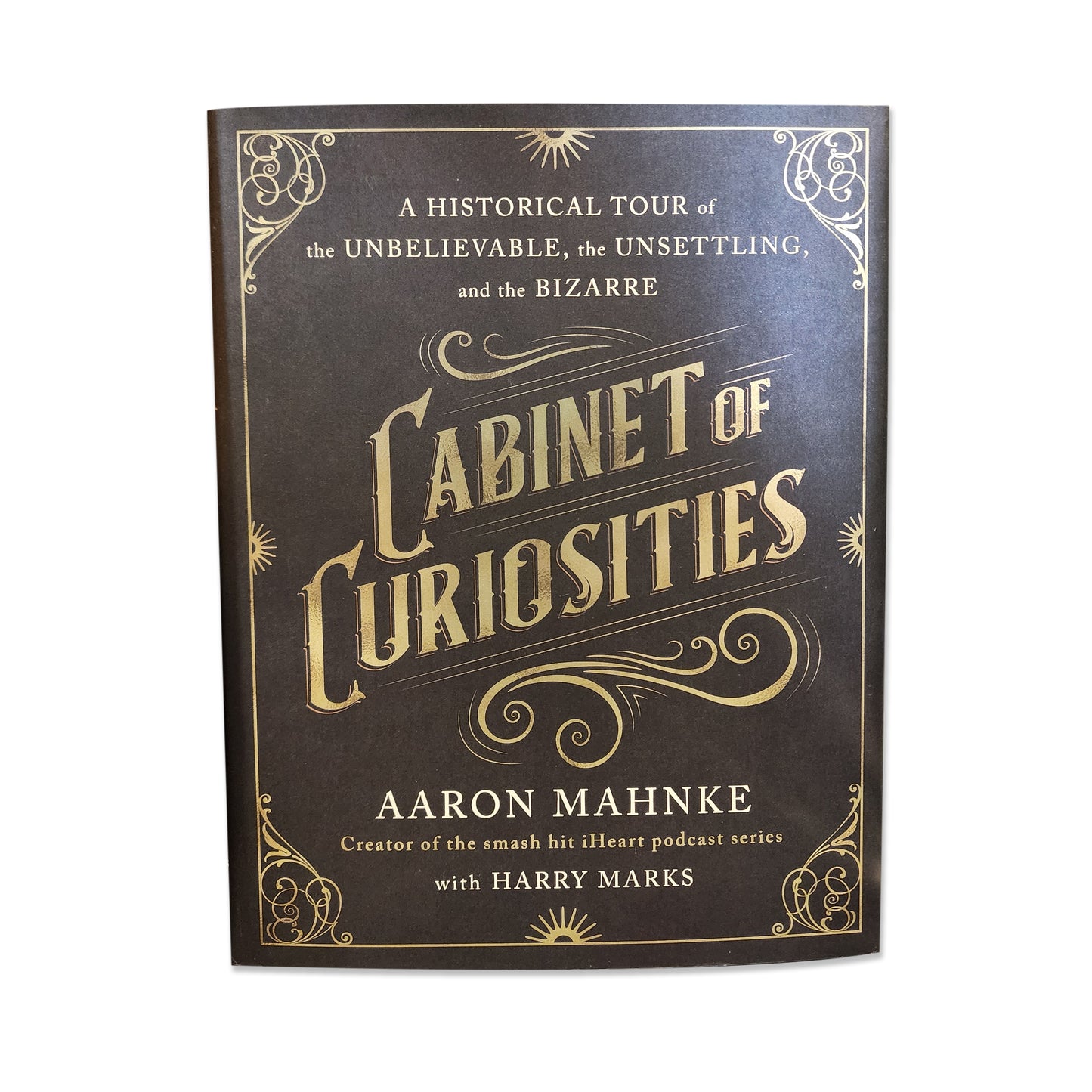 Aaron Mahnke; Harry Marks - Cabinet of Curiosities - 2024